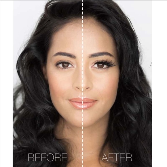 Huda beauty lashes - Picture 3 of 3